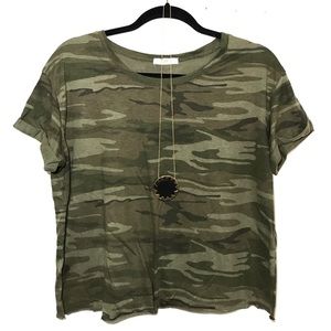 🍃Camo Cropped T & Necklace Combo!!